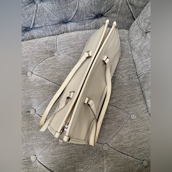 Louis Vuitton Madeleine PM Ivoire purse M5933J and wallet - Picture 11 of 16